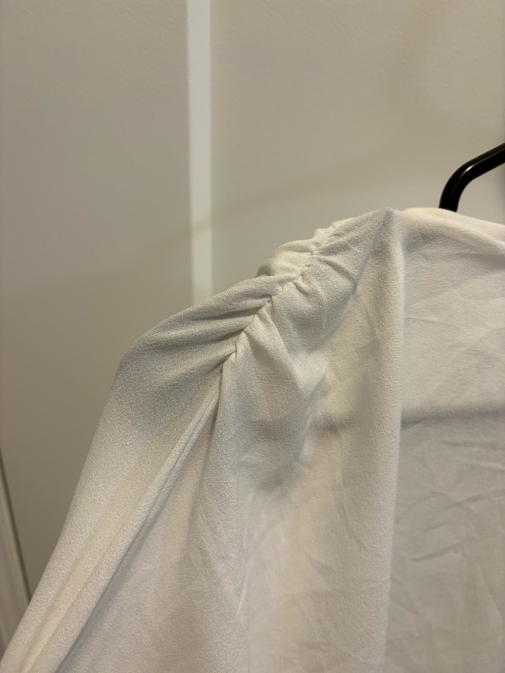 Aritzia Wilfred white wrap top - Picture 5 of 8